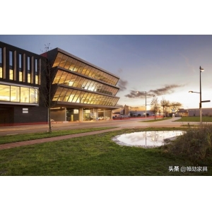 辦公室文化墻需展示什么內容 黑灰色系是經(jīng)典搭配，能讓辦公室工業(yè)風的格調提升一個檔